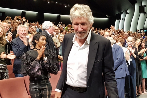 Венецианский кинофестиваль завершился явлением Мика Джаггера и Роджера Уотерса