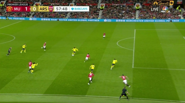 Обамеянг забил &laquo;МЮ&raquo;, потому что не видел лайнсмена &ndash; иначе бы остановился, хотя офсайда не было