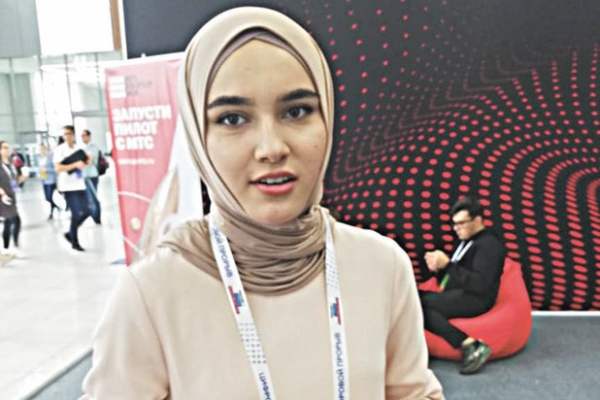 Самый пожилой "хакер" России пишет игру про поиск работы