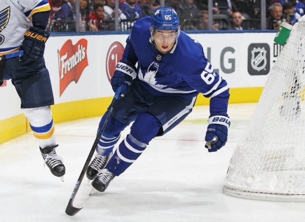 Восхищаемся новым русским парнем в НХЛ. Нападающий, который ломает стереотипы о нашей школе