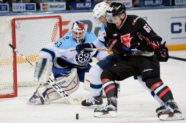 Восхищаемся новым русским парнем в НХЛ. Нападающий, который ломает стереотипы о нашей школе
