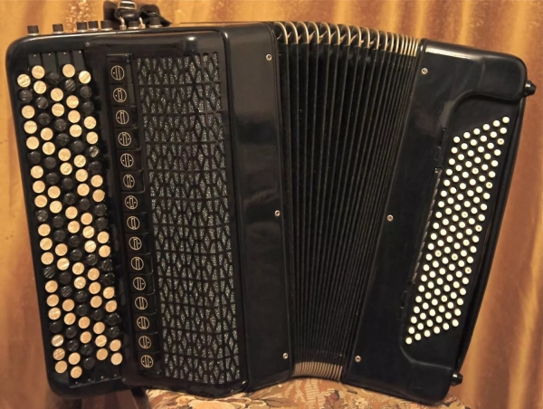 В Омске открылся филиал школы искусств