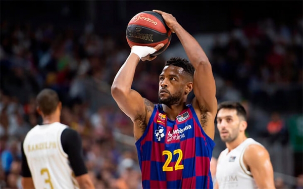 Родной отец выгнал Кори Хиггинса из НБА. Он приехал в Европу и стал топом