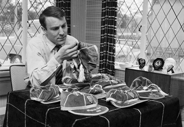 Вратари в кепках – символ футбола прошлого. Яшин играл в ней, потому что верил: приносит удачу