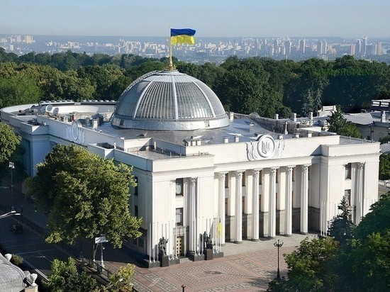 Эксперт поставил диагноз украинской экономике: &ldquo;саморазрушающийся процесс&rdquo;