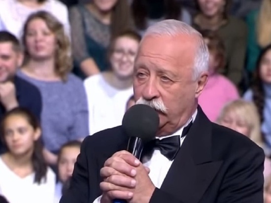 Якубович шуткой отреагировал на сообщения об операции на сердце