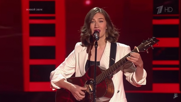 Выпускница ОмГУ произвела фурор на шоу «Голос»