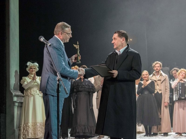 Виктор ЛАПУХИН: &laquo;Сегодня в нашем театре каждый на своем месте&raquo;