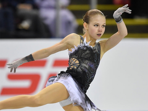 Почему Медведева выступит на московском Гран-при, а Загитова &ndash; нет? Объясняем