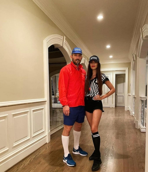 Топ-звезды обожают Хэллоуин: Салах в пауках, человечки из LEGO и, конечно, много Джокера