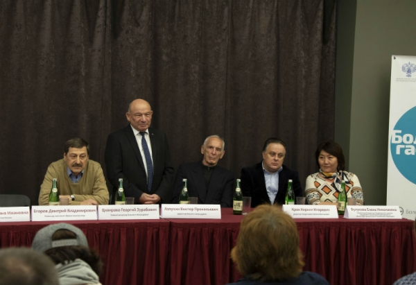 Виктор ЛАПУХИН: &laquo;Сегодня в нашем театре каждый на своем месте&raquo;