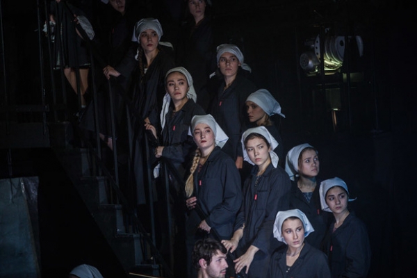 Ночь с фабричной девчонкой