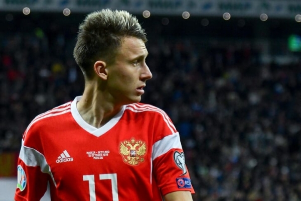 Сборная России не будет играть в новой форме. Похоже, виноват перевернутый флаг