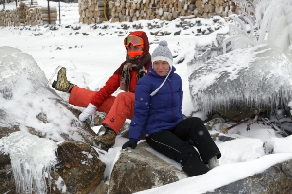 Конькобежный сезон на Обском водохранилище открыли новосибирцы