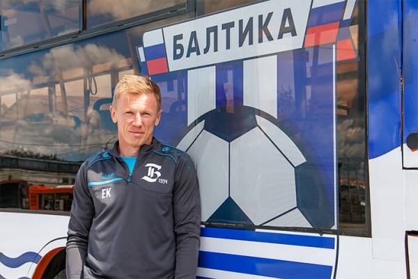 «Сейчас тренерами в России руководит страх». Знакомьтесь с молодым тренером, который привносит идеи Бьелсы в ФНЛ