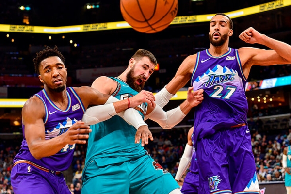 Гонка за MVP НБА. Яннис проводит один из лучших сезонов в истории, даже Харден и Леброн ему не конкуренты