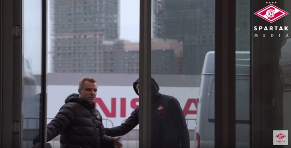 Один день с Бакаевым: при Тедеско заплатил первый штраф в карьере, не слушает музыку и не хочет машину