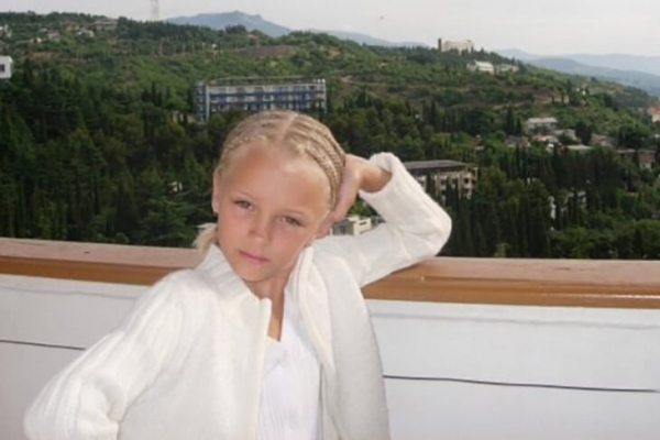 «Нас с детства критиковали: я – шпала, несуразная, у Вани отец якобы все купил». Степанова и Букин – сама страсть на льду