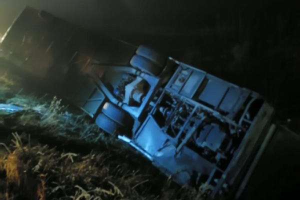 Под Волгоградом опрокинулся рейсовый автобус