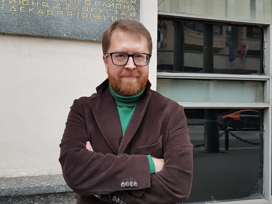 Автор тотального диктанта Андрей Геласимов: «ЕГЭ сдают, а грамотно писать не могут»