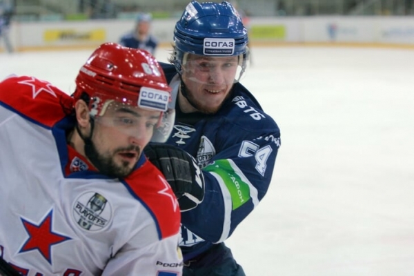 Капитан «Амура» вступился за жену – и попал в больницу. Нападавший говорит, что сам защищался