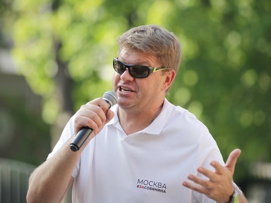 Губерниев ответил Семину на заявление о "говорящих попугаях"