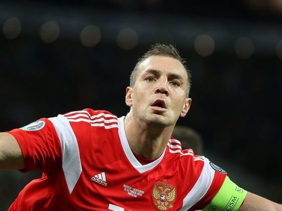 Дзюба ответил на оскорбления болельщиков в ходе матча со "Спартаком"