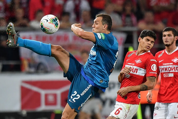 &laquo;Я люблю Москву, но привязанности нет&raquo;. Как Дзюба пришел в &laquo;Спартак&raquo; с Чистых прудов и стал там звездой