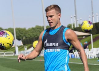 «Ведущих игроков мы в аренду не отдаем». Кокорина нахваливали Семак, Рибальта и Медведев, но он, кажется, все равно в «Сочи»