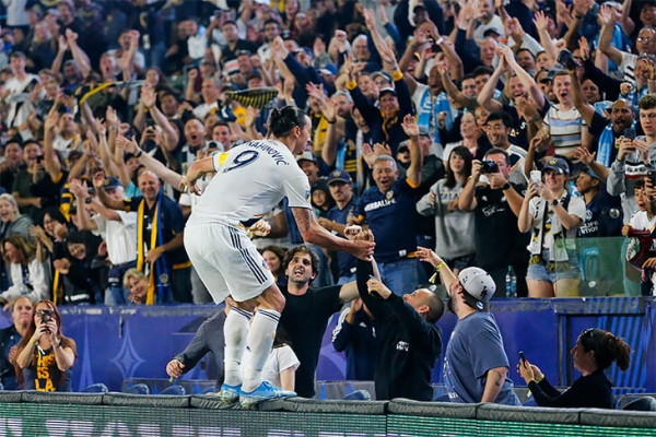 Кажется, Златан вечен. Играл в 90-х, 2000-х, 2010-х &ndash; а теперь и в 2020-м