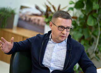 Эдуард Колтун, реставратор: «За печи на Профсоюзной иностранцы давали миллион долларов»