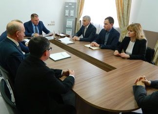 «Ну представьте себе, уже два миллиардера из списка Forbes зашли в Менделеевск!»