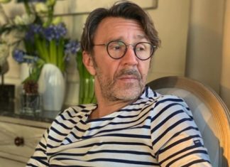 Шнуров описал пользу коронавируса в новом стихе