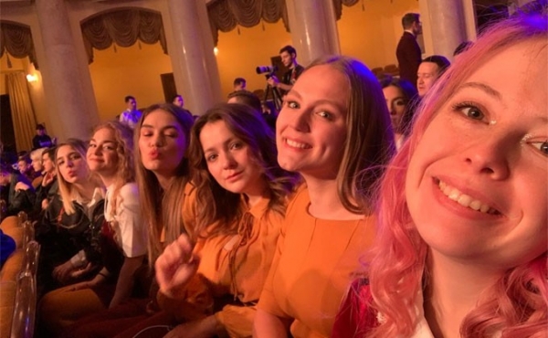 В высшую лигу КВН пробилась команда «Я обиделась» из Новосибирска