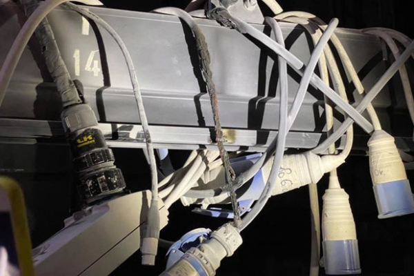 На гастролях в Нур-Султане у вахтанговцев начался пожар