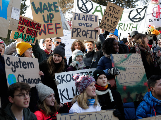 Больше половины жителей ведущих стран признали вред капитализма