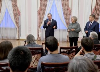 Музыканты омского оркестра попросили отдельный садик для своих детей