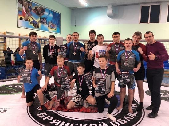 Великолучане взяли призы на чемпионате Брянской области по ММА