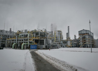 «Брачные игры» вокруг «Аммония»: Ринат Ханбиков решил дать последний бой?