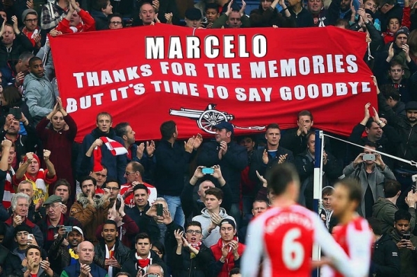 &laquo;Давайте подпишем его в &laquo;Барсу&raquo;! Реакция испанцев на гол Смолова: шок фанов &laquo;Реала&raquo;, восторг остальных