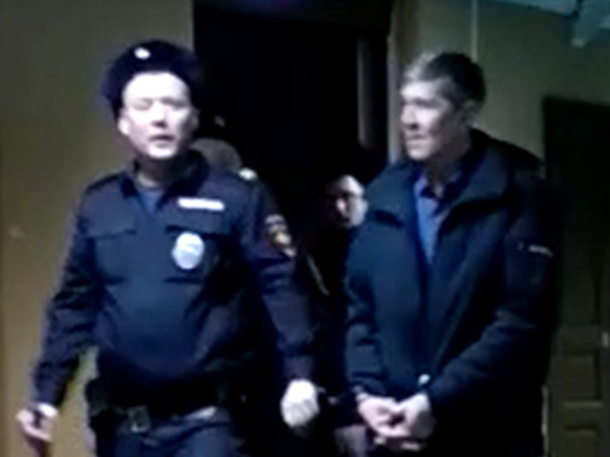 Новые подробности о заказчике поджога суда: сбежал прямо оттуда