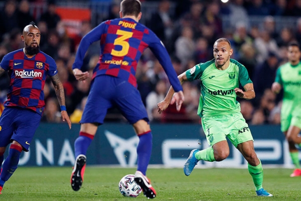 «Барса» утащила единственного форварда «Леганеса» вне окна. Это сравнили с конокрадством