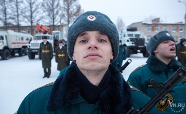 Скачать открытки, картинки, гифки с 23 февраля 2020