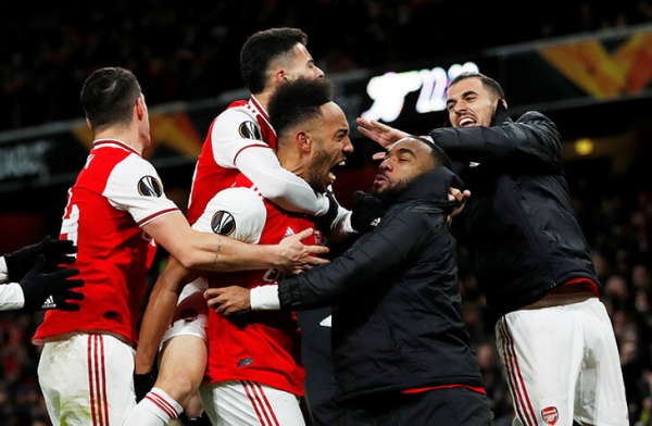 Пытка Обамеянга в овертайме: забил через себя и мог сделать дубль после ответного гола &laquo;Олимпиакоса&raquo;, но промазал с линии вратарской