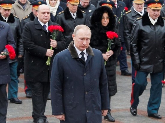 Путин: Россия будет изобличать любые попытки искажения истории ВОВ