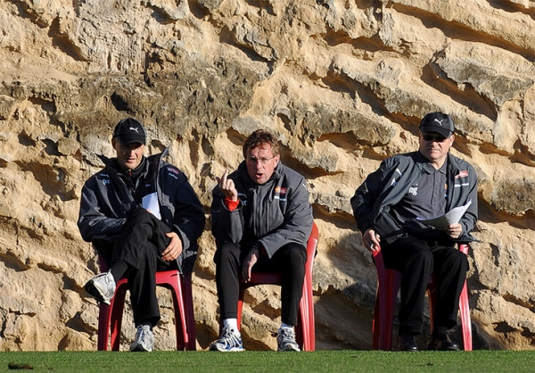 Хельмут Гросс совершил главную тактическую революцию в немецком футболе (убрал либеро!). До этого он проектировал мосты