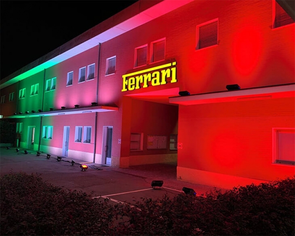 Команды &laquo;Ф-1&raquo; переключились на спасение жизней: готовят производство аппаратов ИВЛ. В Англии их нужно на $450 миллионов