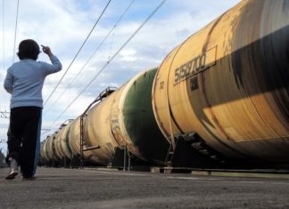 Белоусов: России придется жить при нефти по $35