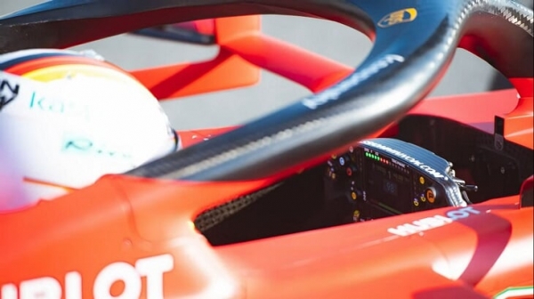 Новый виток шпионажа в &laquo;Ф-1&raquo;: &laquo;Феррари&raquo; тотально параноит, &laquo;Мерседесу&raquo; на все плевать. Рассказ русского фотографа-очевидца