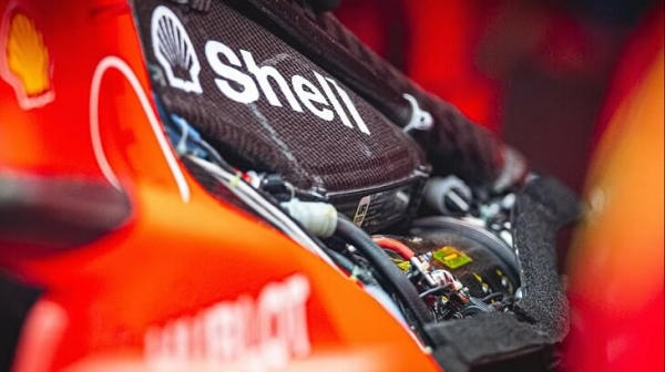 Новый виток шпионажа в &laquo;Ф-1&raquo;: &laquo;Феррари&raquo; тотально параноит, &laquo;Мерседесу&raquo; на все плевать. Рассказ русского фотографа-очевидца